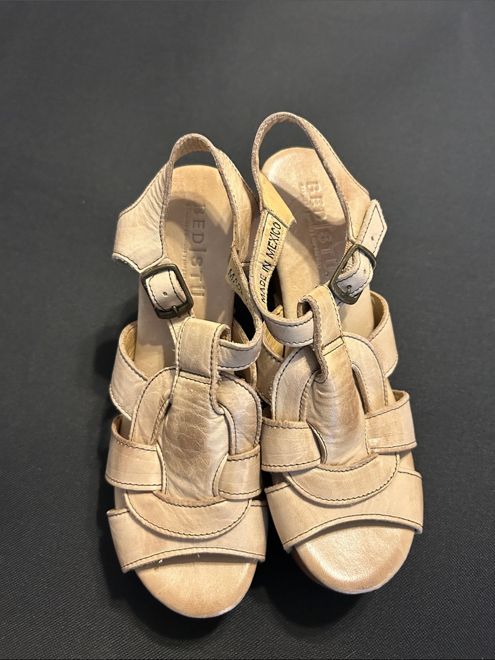 Bed Stu Sz 7 Beige Leather  Sandals with Wooden Heel